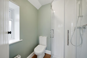 En suite- click for photo gallery